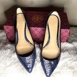 Tory Burch blue flats